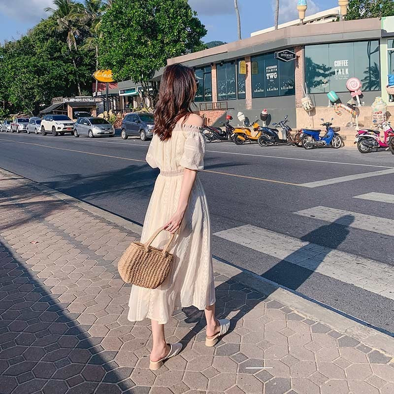 FLORIANE straw bag